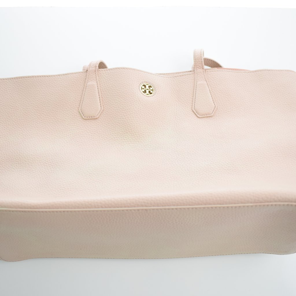 Tory Burch Blush Pebbled Leather Tote With Gold Emblem